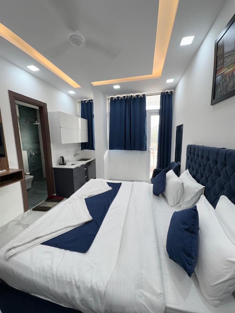 גורגאון Pacific Inn Eco Central מראה חיצוני תמונה