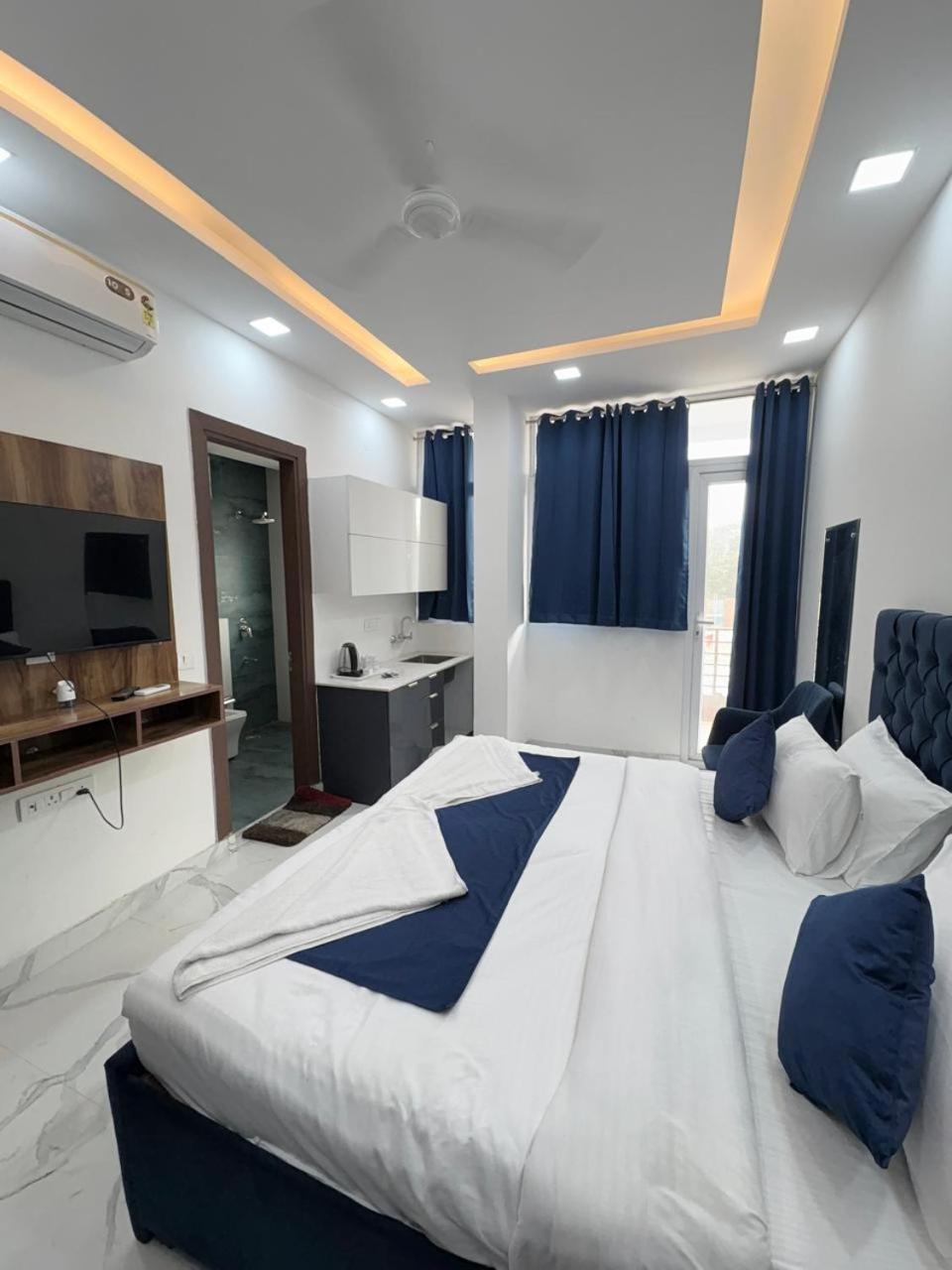 גורגאון Pacific Inn Eco Central מראה חיצוני תמונה