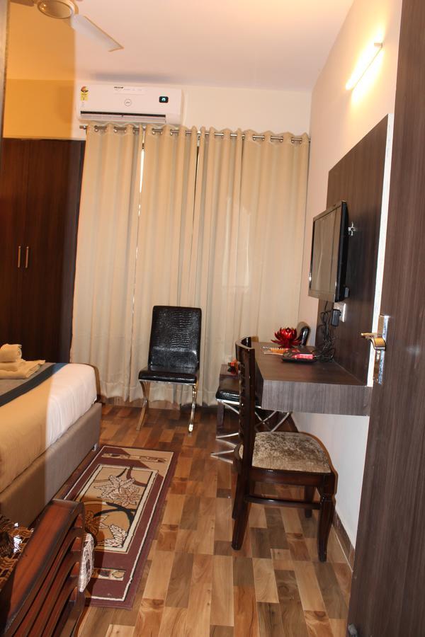 גורגאון Pacific Inn Eco Central מראה חיצוני תמונה